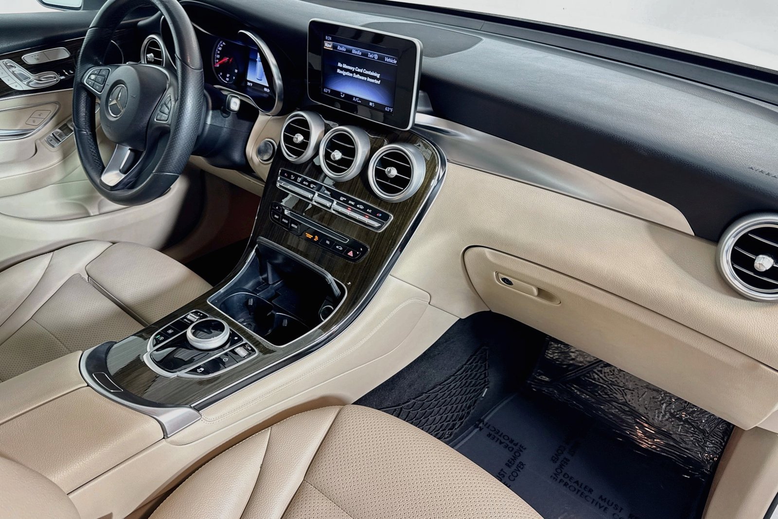Used 2018 Polar White Mercedes-Benz GLC 300 image 27