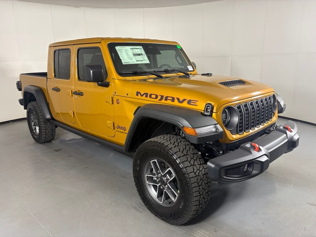 New 2026 Goldilocks Exterior Paint Jeep Mojave image 2