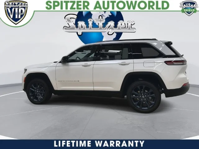 New 2026 Bright White Clear-Coat Exterior Paint Jeep Limited image 10