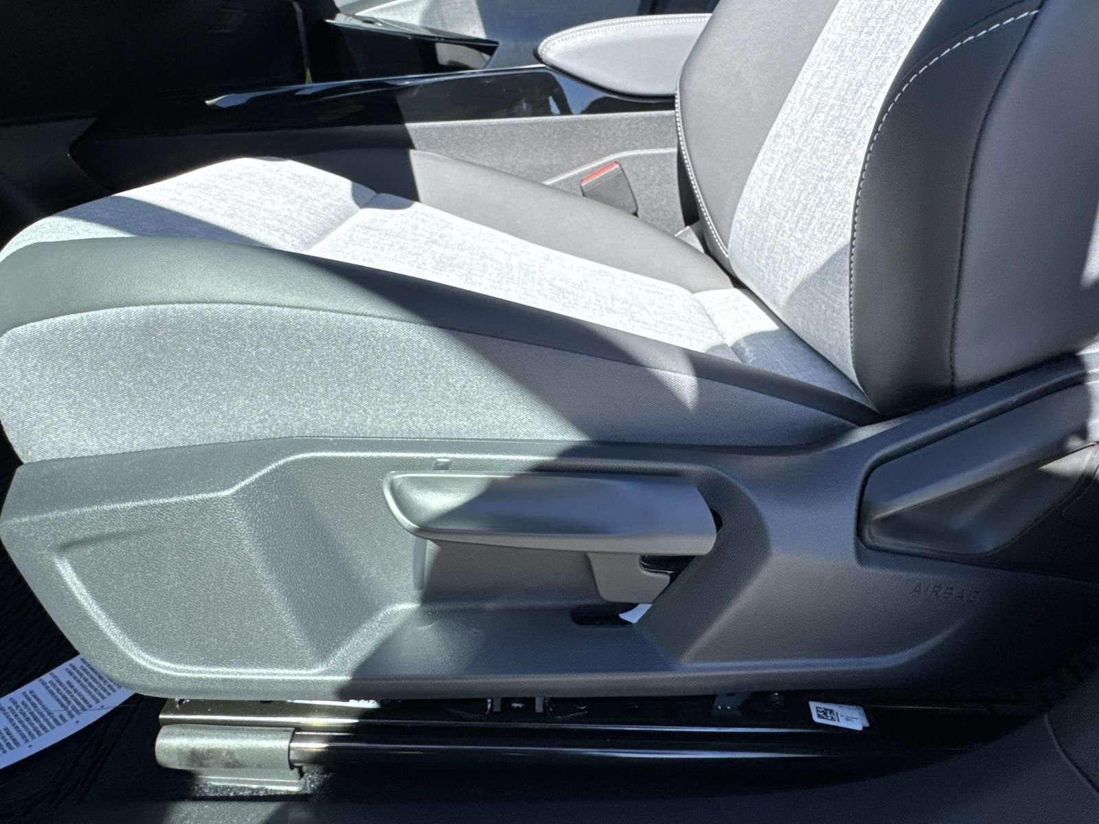 2025 Volkswagen ID.4 PRO - Photo 8