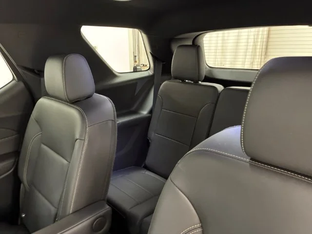 Certified Used 2023 MOSAIC BLACK METALLIC Chevrolet LT Leather image 18