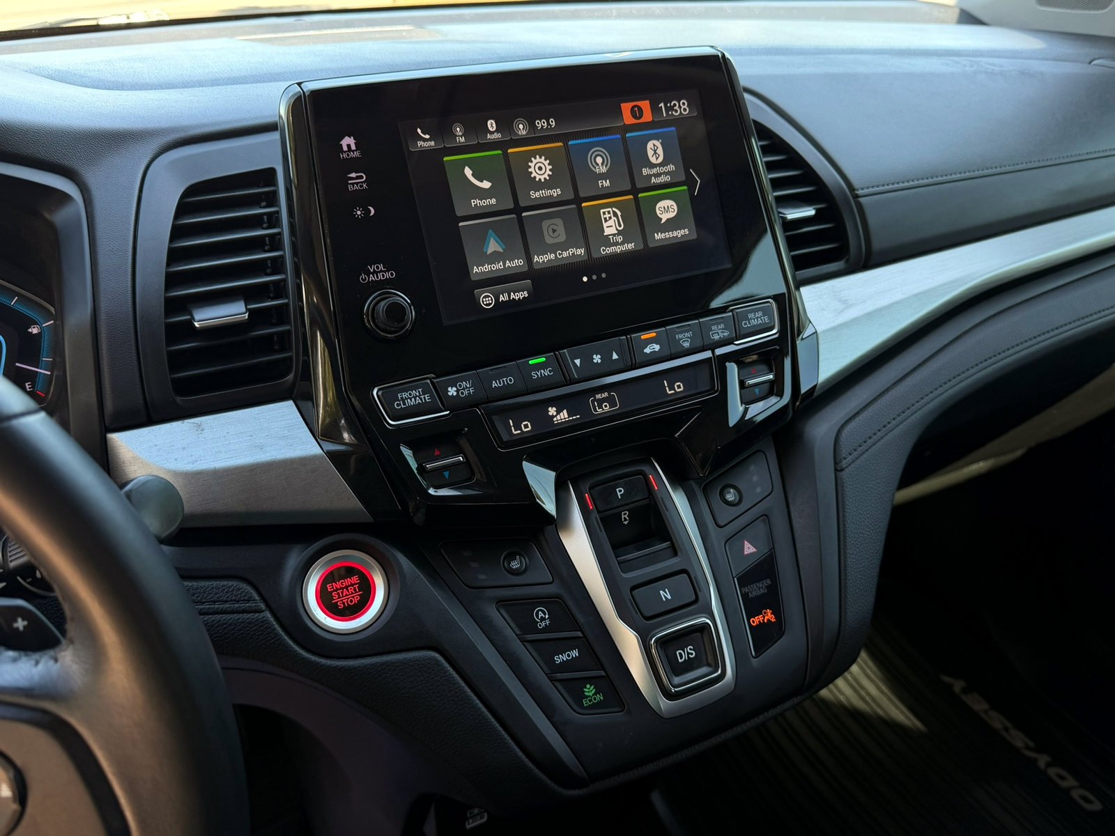 Certified Used 2022 Platinum White Pearl Honda EX-L image 14