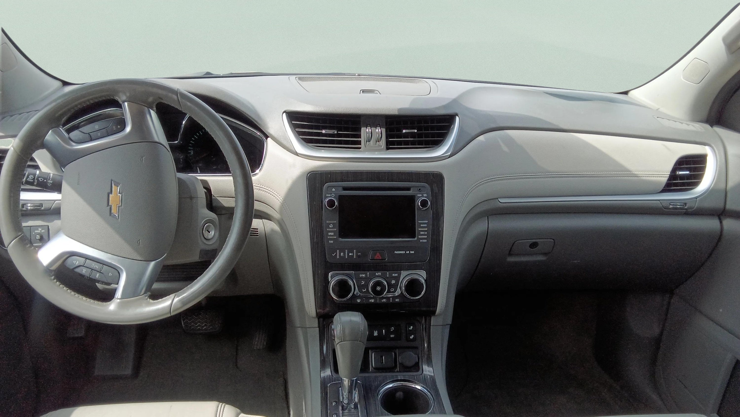 2017 Chevrolet Traverse 2LT - Photo 9