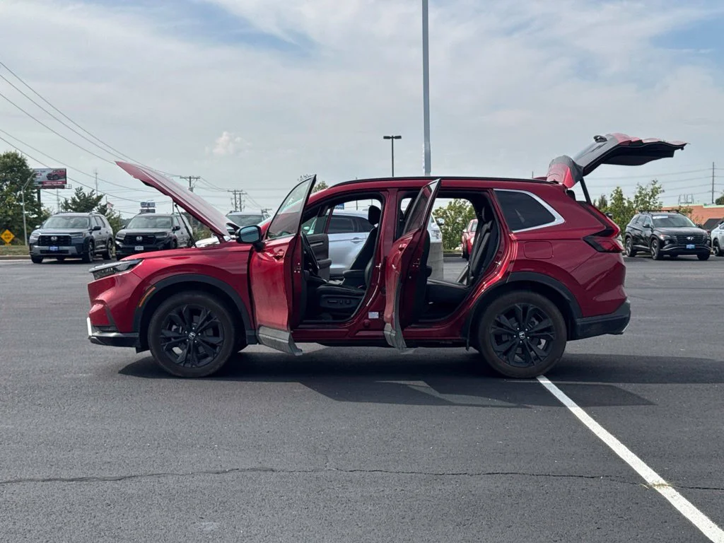 Used 2023 Red Honda Sport Touring image 17