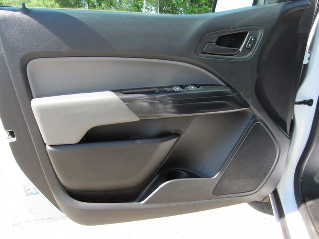 Used 2022 Summit White Chevrolet WT image 10