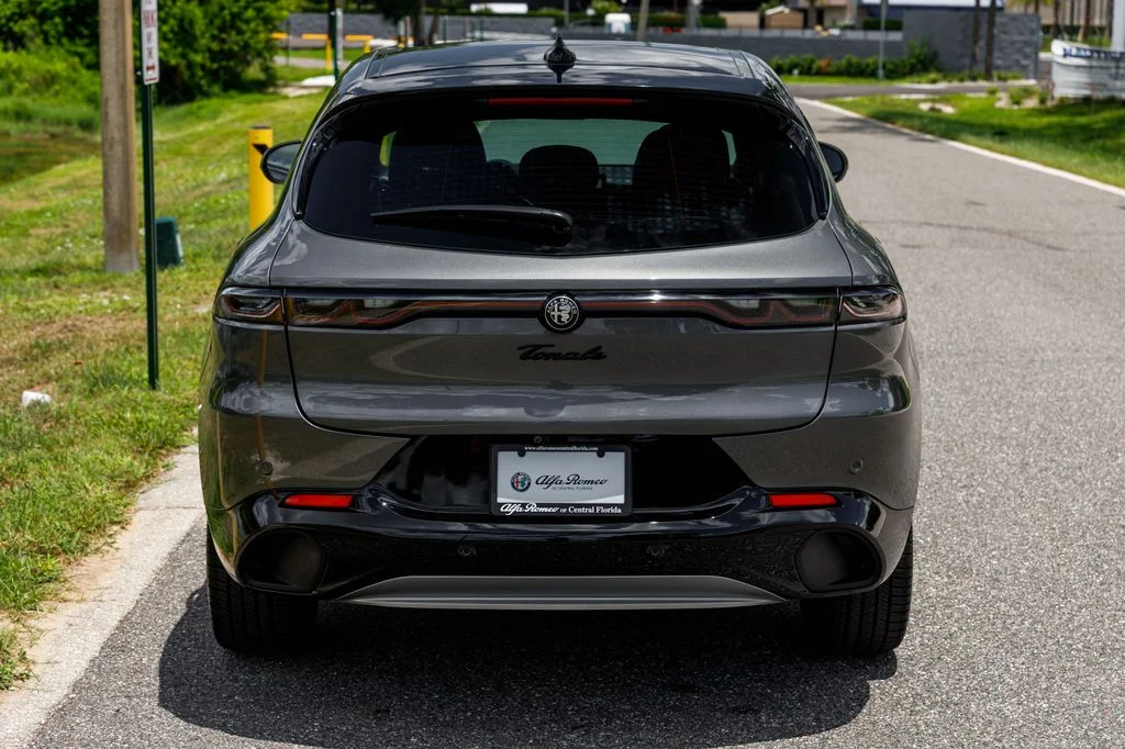 New 2026 Silver Alfa Romeo Sport Speciale image 4