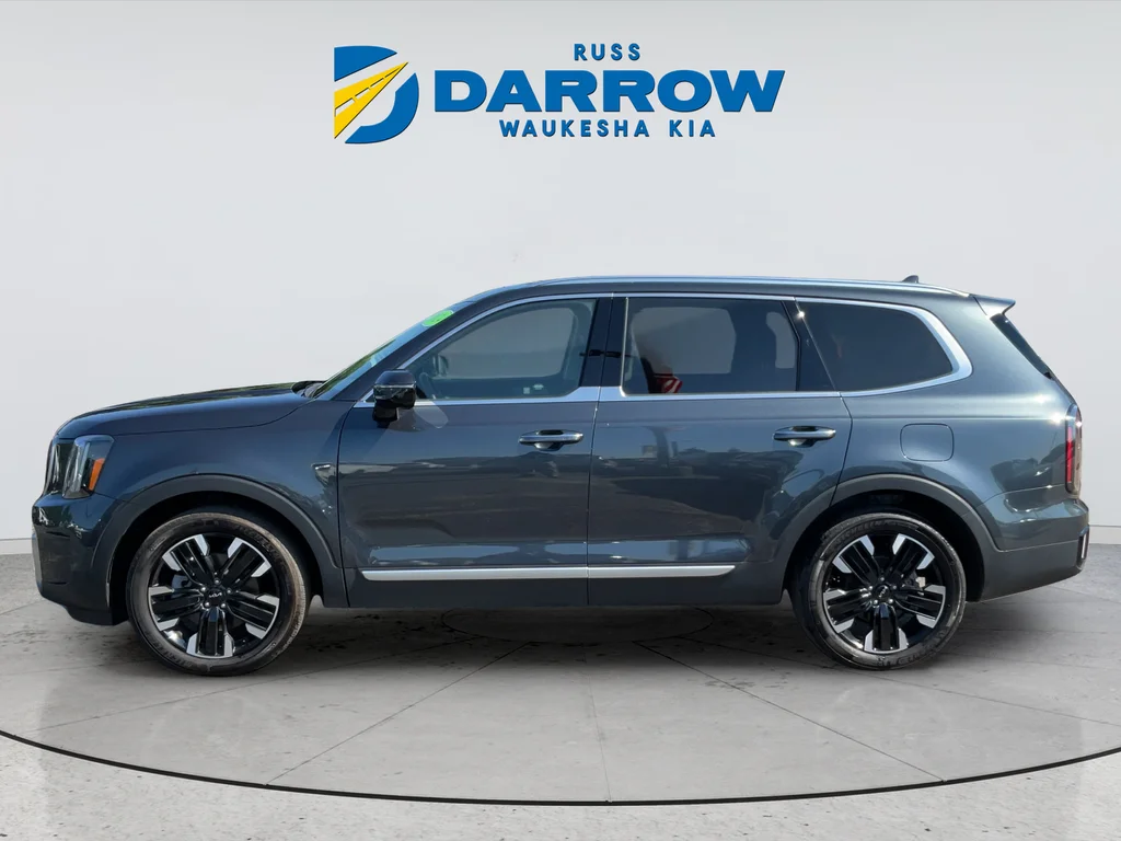 Certified Used 2024 Gray Kia SX image 2