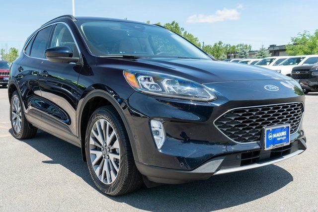 Used 2021 Blue Metallic Ford Titanium image 4