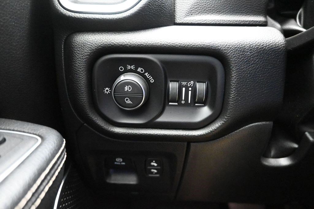 Used 2022 Flame Red Clearcoat Ram Laramie image 14