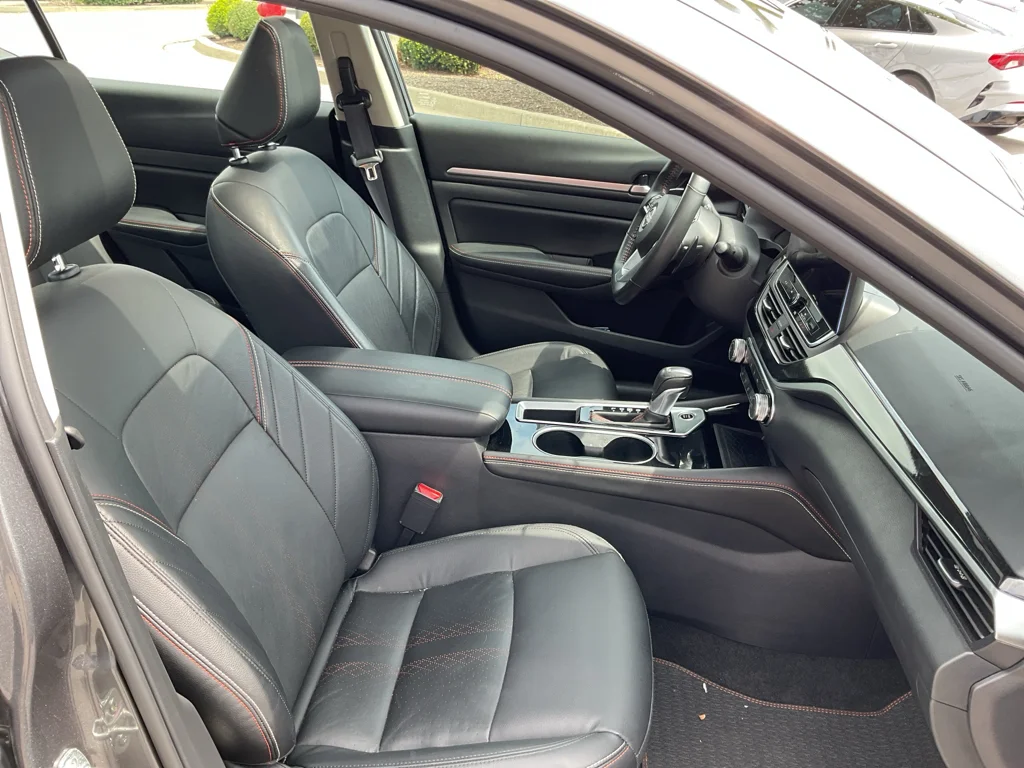 Used 2024 Gun Metallic Nissan 2.5 SR image 13