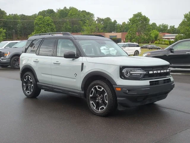 Used 2021 Green Ford Outer Banks image 15