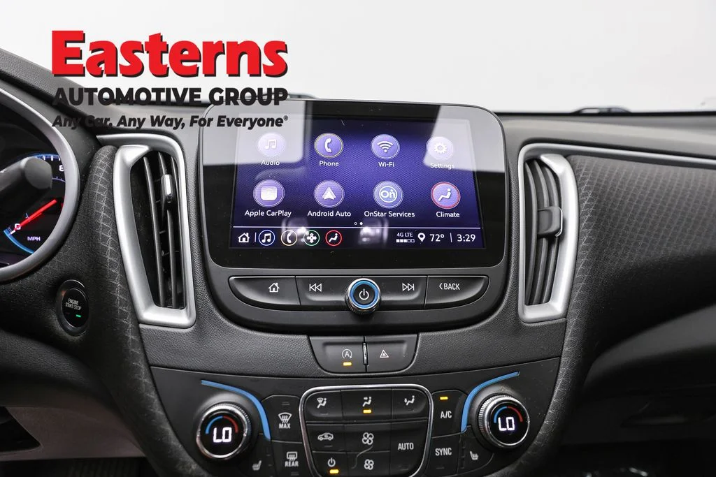 Used 2023 White Chevrolet LT image 12