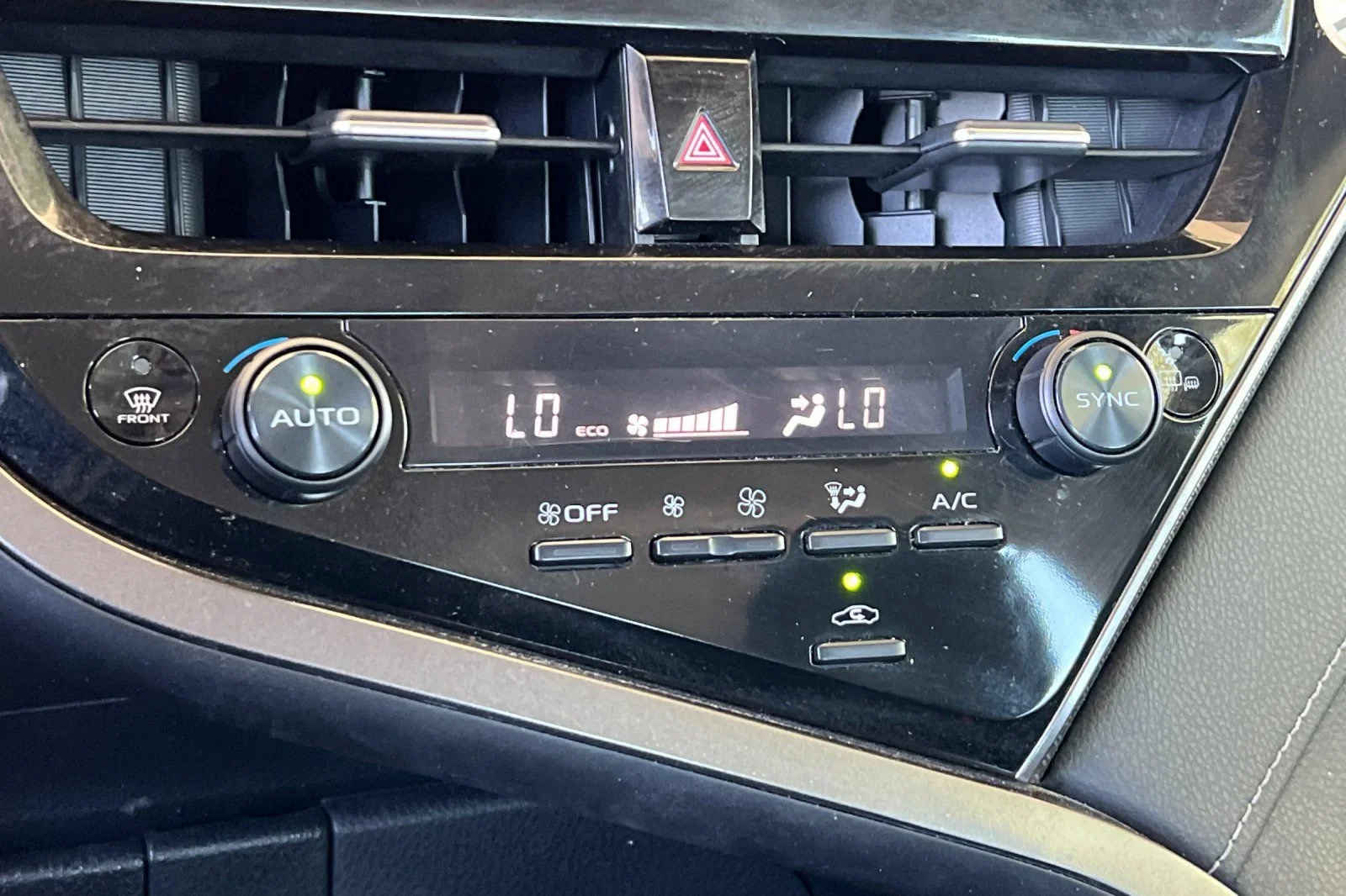 Used 2024  Toyota XSE image 19