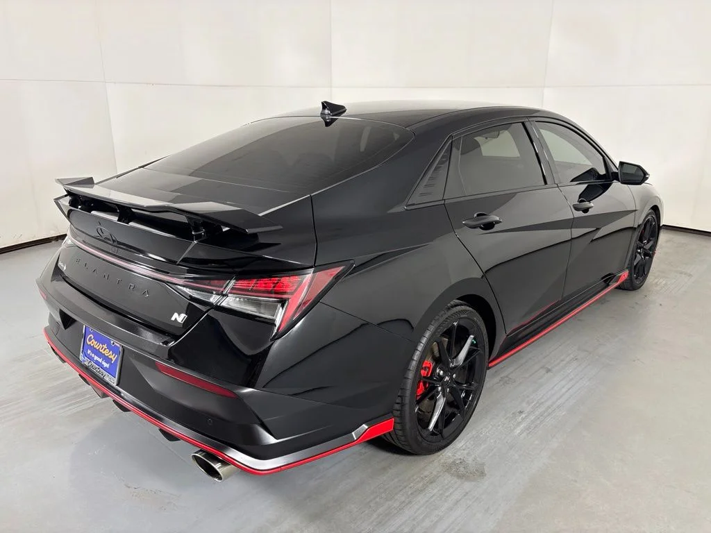 Used 2025 Black Hyundai Base image 8