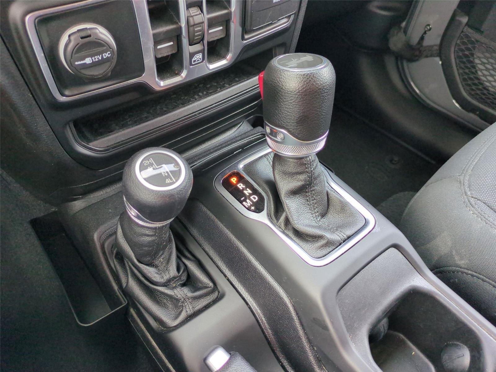 Used 2020 Sting-Gray Clearcoat Jeep Willys image 27