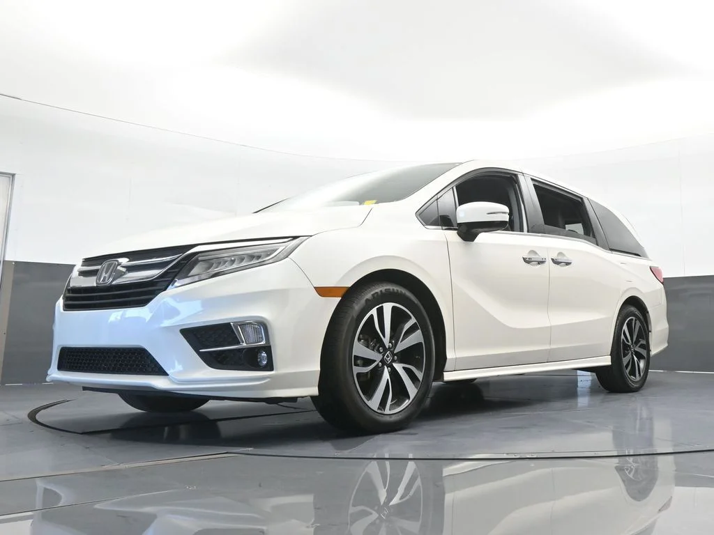 Used 2019 White Honda Elite image 65