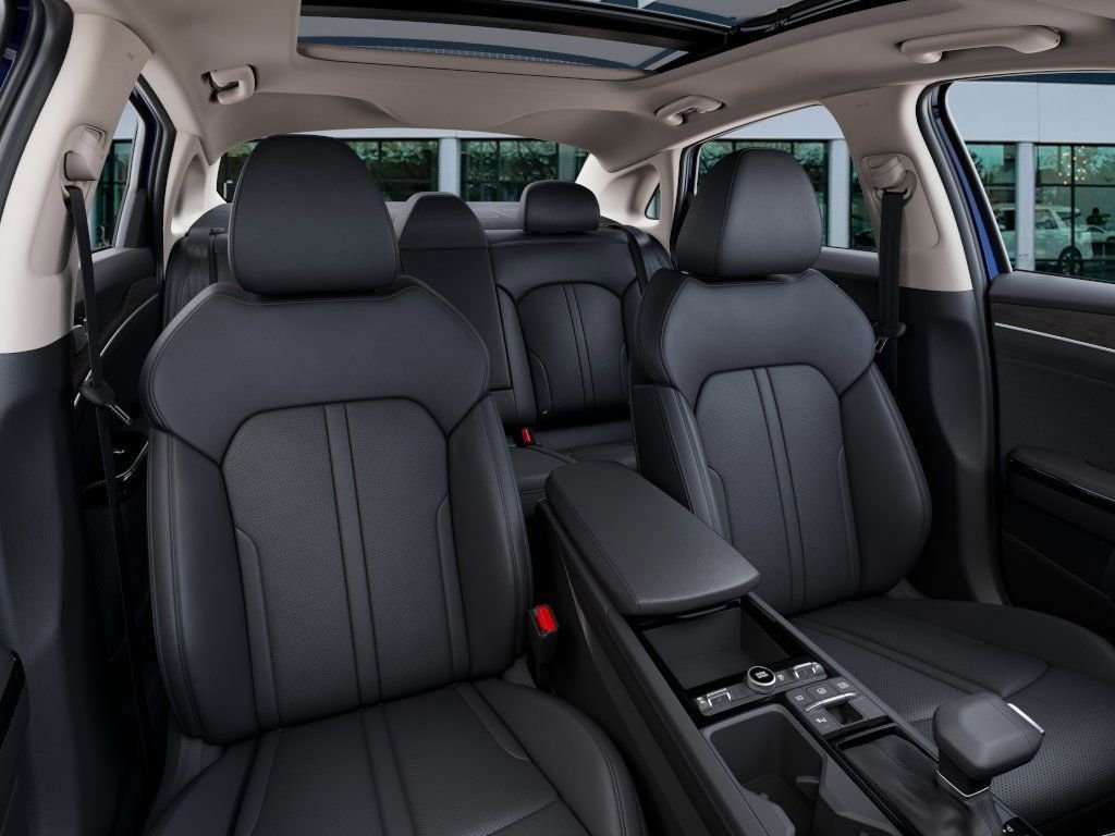 2025 Kia K5 EX - Photo 15