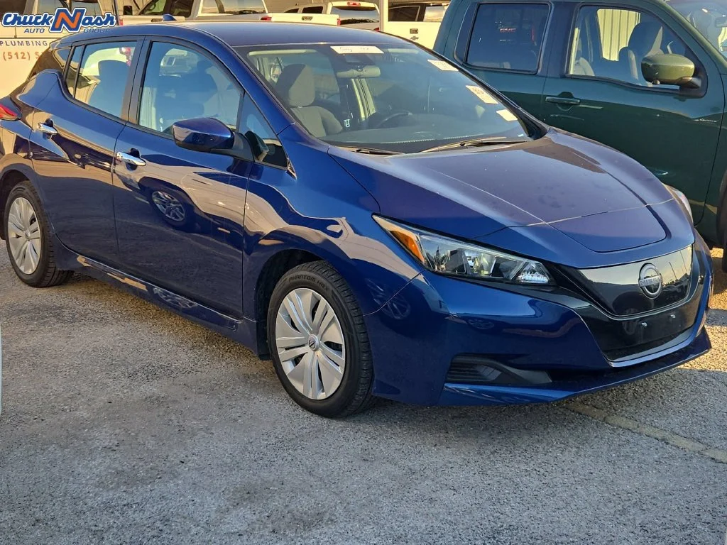 2025 Nissan Leaf