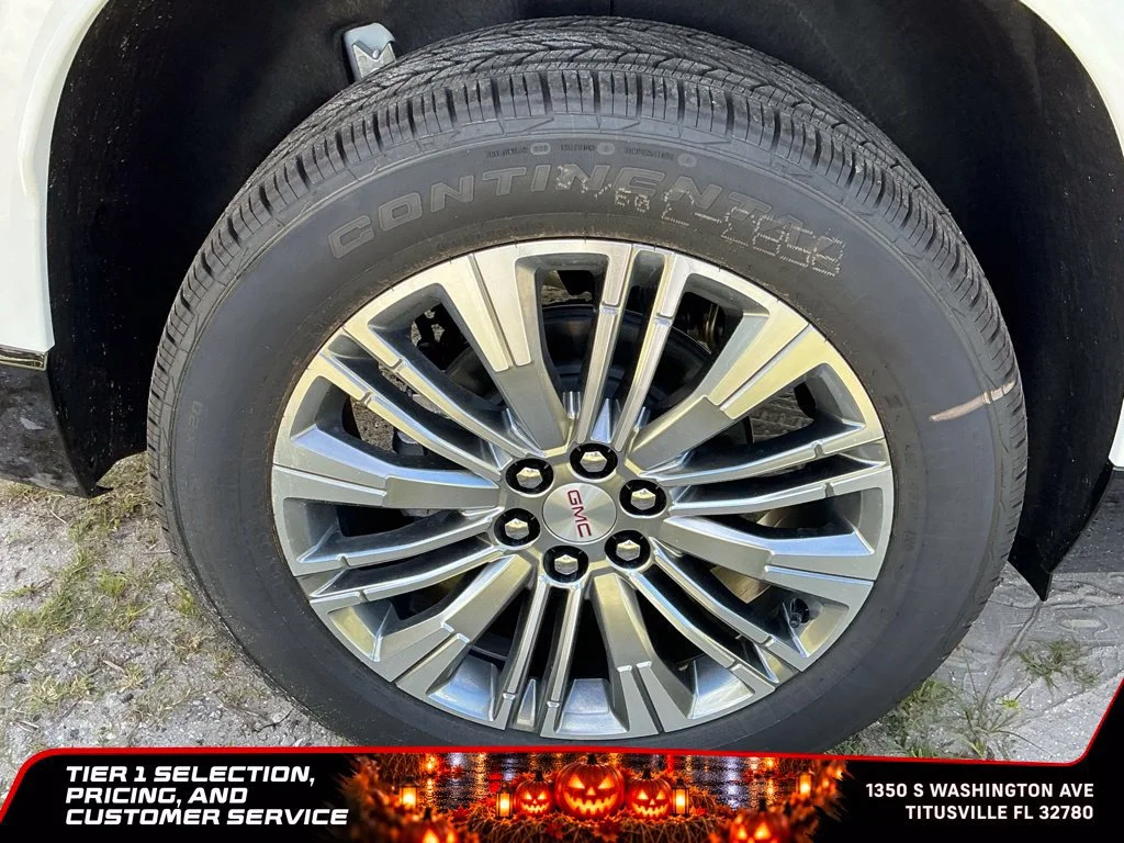 New 2027 Summit White GMC Denali image 13