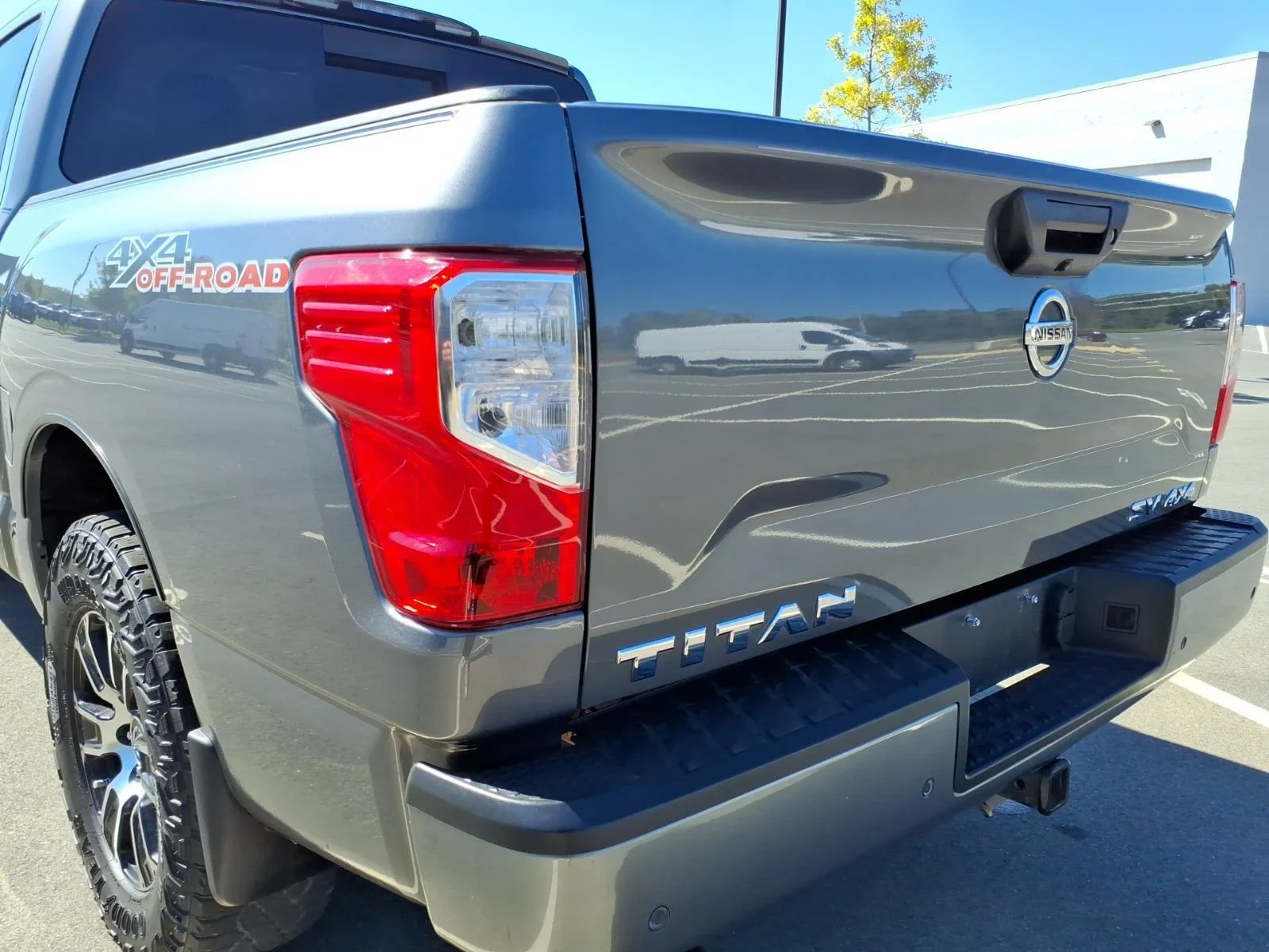Used 2020 Gun Metallic Nissan SV image 18