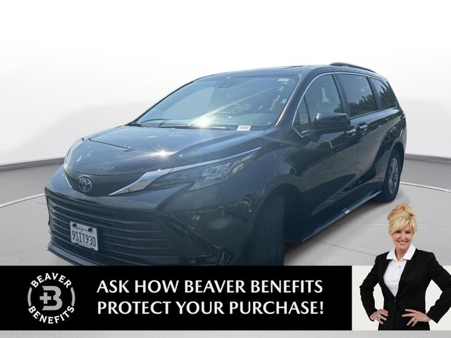 2025 Toyota Sienna XLE