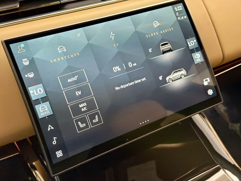 Certified Used 2025 Blue Land Rover Dynamic SE image 15