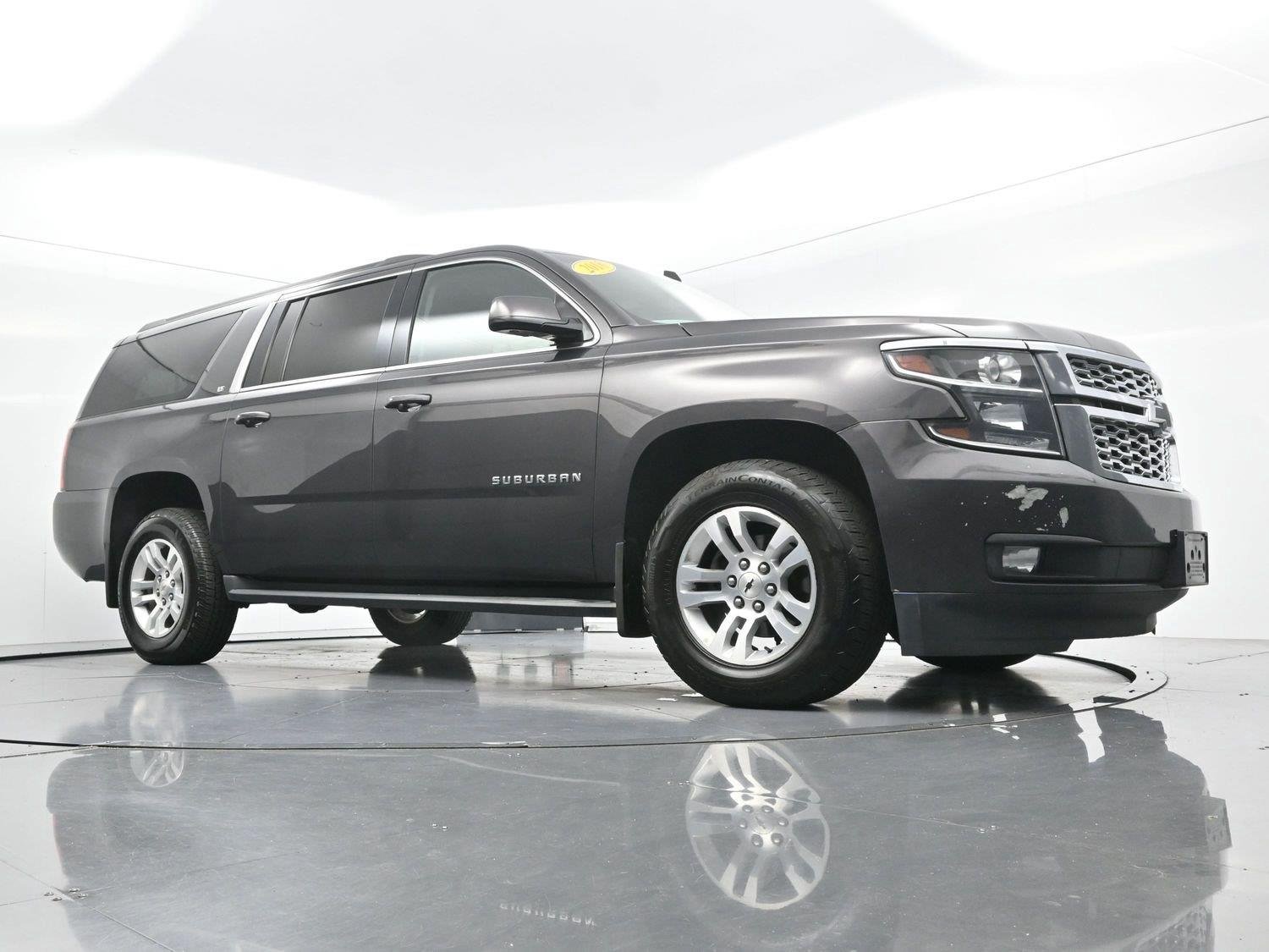 Used 2018 TUNGSTEN METALLIC Chevrolet LT image 53