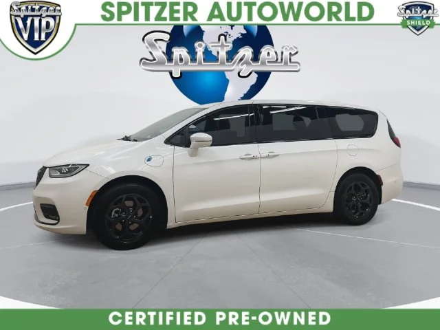 Used 2022 White Chrysler Touring L image 7