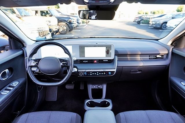 Used 2024 Blue Hyundai SEL image 18