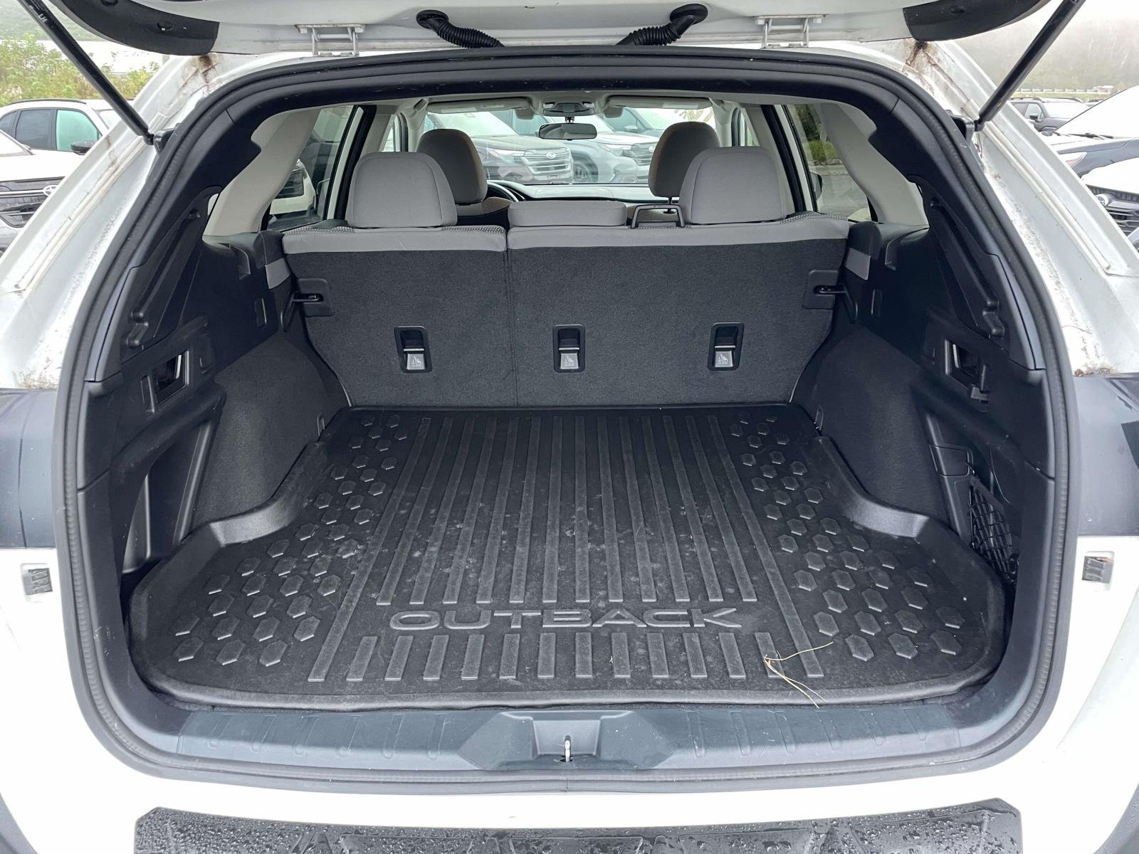 Used 2022 Crystal White Pearl Subaru Premium image 29