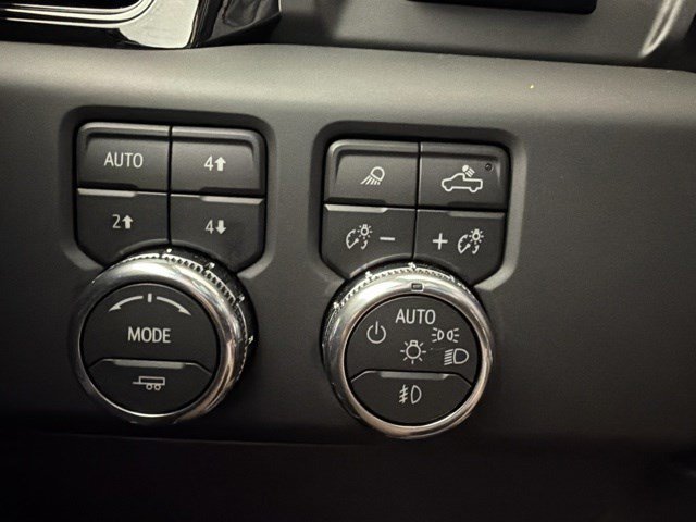Certified Used 2026 Onyx Black GMC AT4 image 29