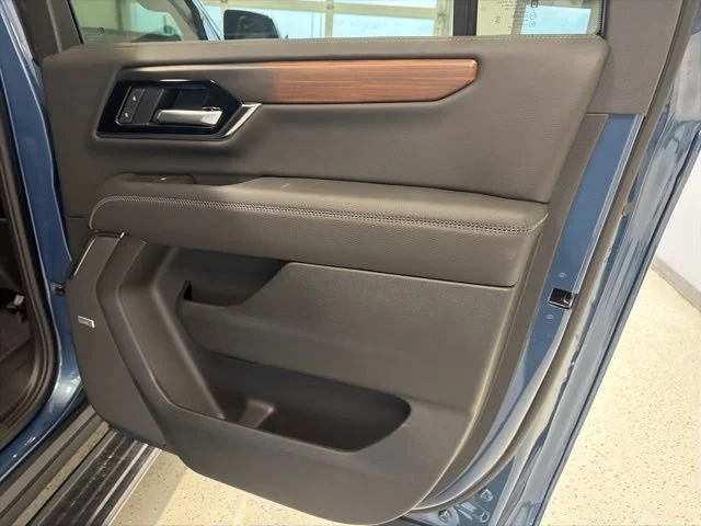 2026 GMC Yukon XL Denali - Photo 52