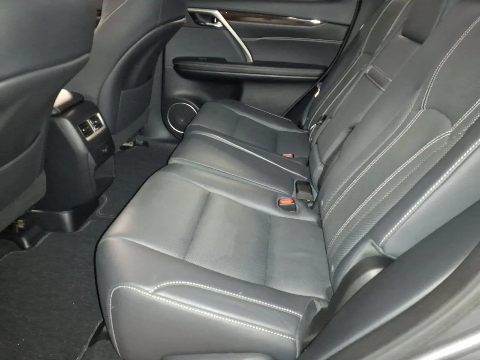 Used 2017 Nebula Gray Pearl (1h9) Lexus Navigation image 5