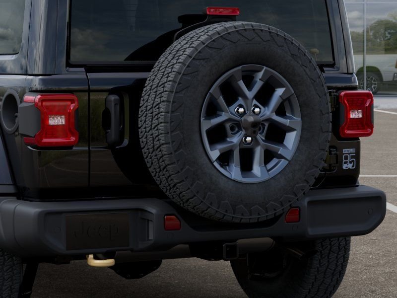 New 2026 Black Clear-Coat Exterior Paint Jeep 85th Anniversary Edition image 13