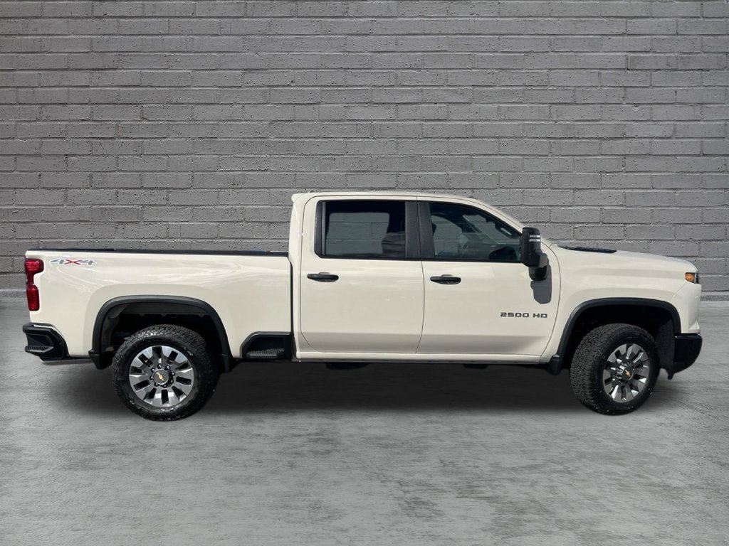 2026 Chevrolet Silverado 2500 HD Custom - Photo 8