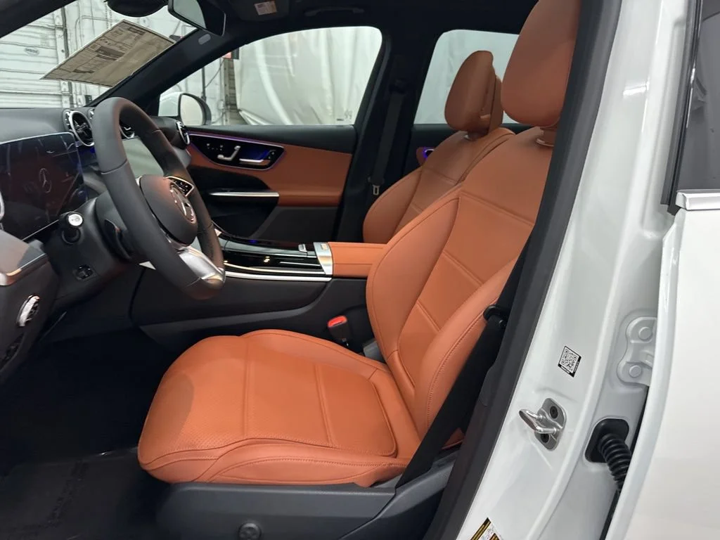 Certified Used 2026 White Mercedes-Benz GLC 300 image 18