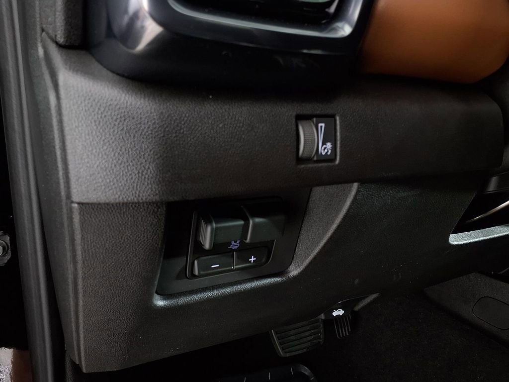 2026 GMC Canyon AT4 - Photo 24