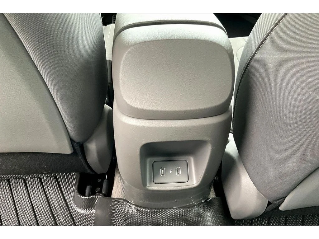 Used 2026 Gray Hyundai SEL Sport image 22