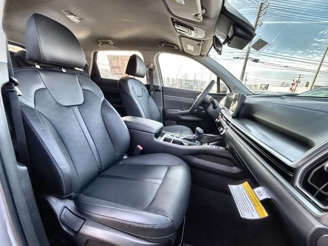 New 2026 Wolf Gray Kia S image 27