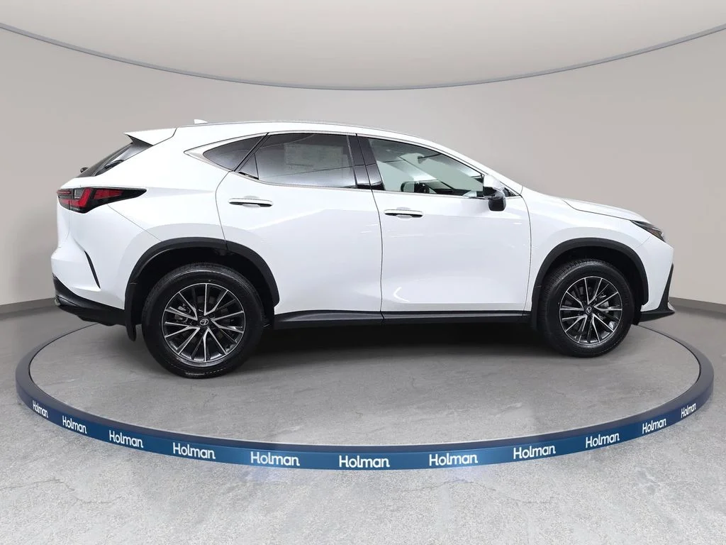 New 2026 Ultra White Lexus PREMIUM image 4