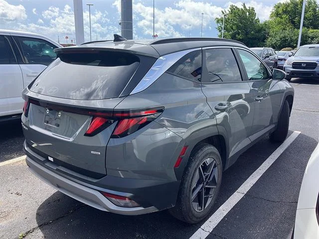 Used 2026 Hampton Gray Metallic Hyundai SEL image 7