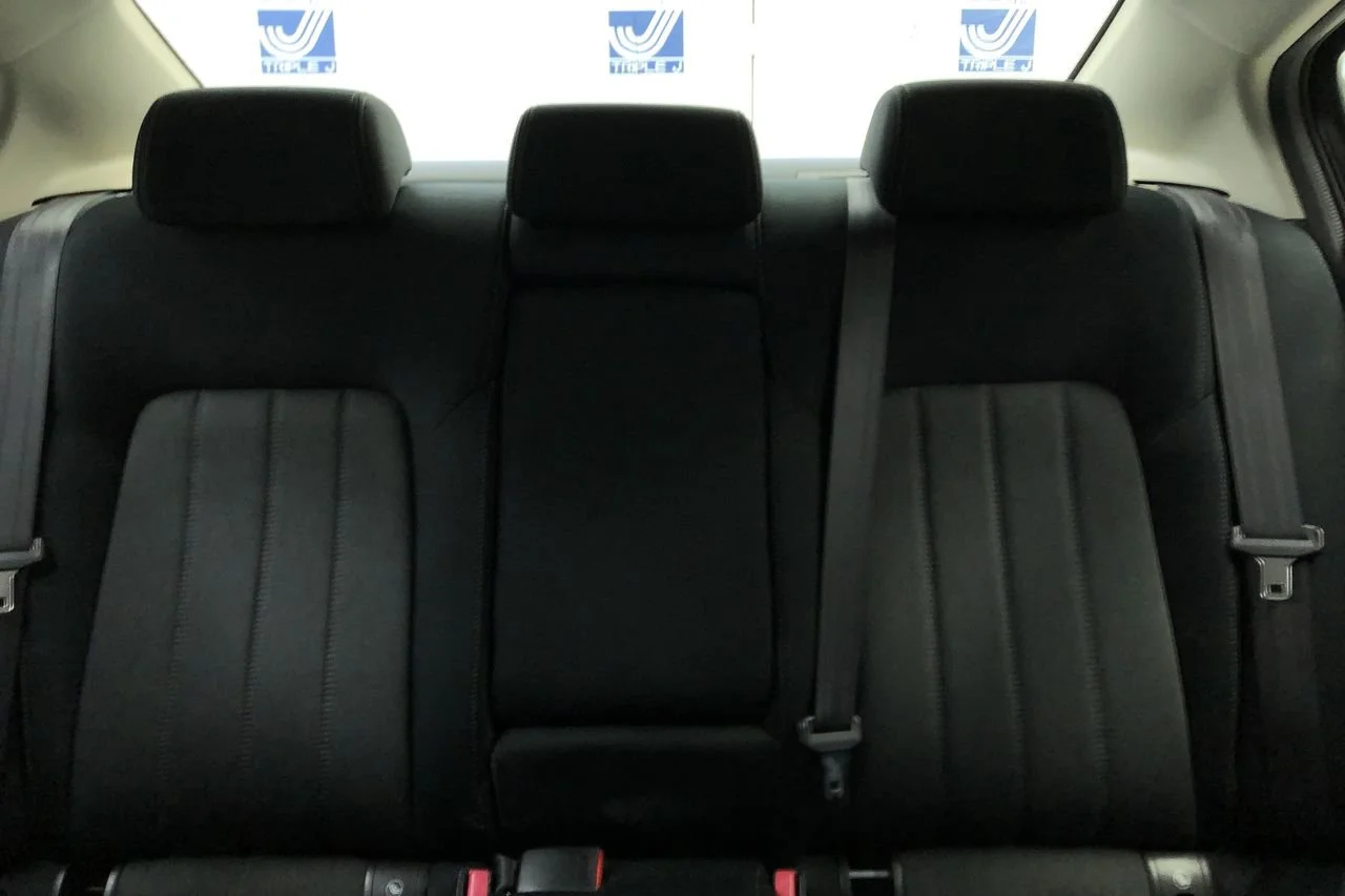 Used 2021 Snowflake White Pearl Mazda Grand Touring image 14