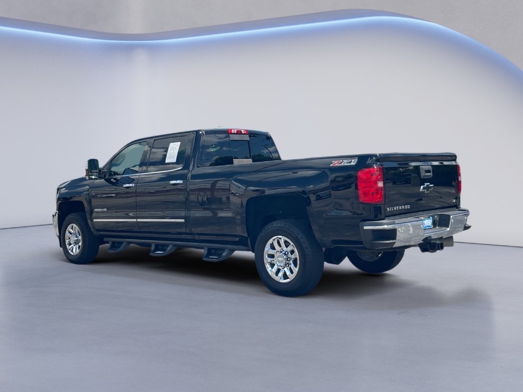 Used 2016 Black Chevrolet LTZ image 18