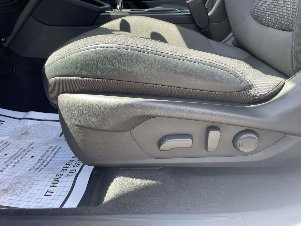Certified Used 2026 Ice Silver Metallic Subaru Premium image 9