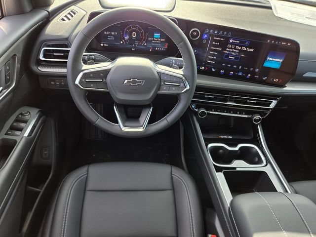 New 2027 Summit White Chevrolet LT image 9