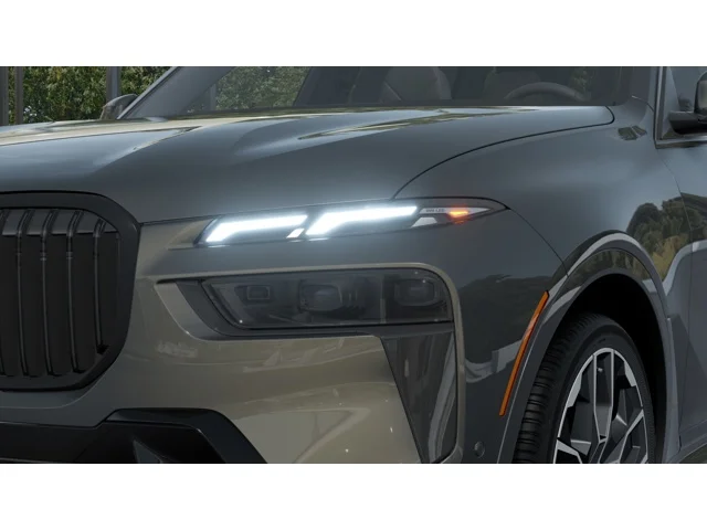 New 2027 Dravit Grey Metallic BMW  image 6