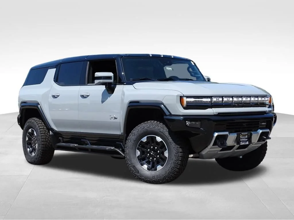 2025 GMC Hummer EV 3X SUV's photo