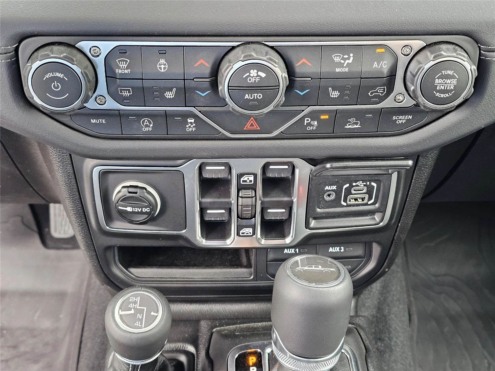 New 2026 Black Clearcoat Jeep Sahara image 28