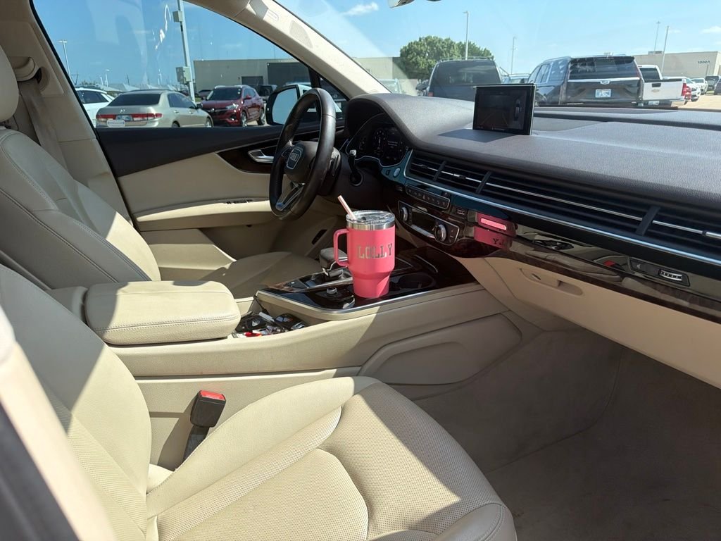 Used 2019 White Audi 55 Premium Plus image 8