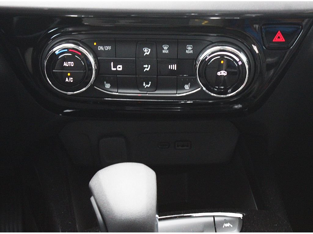 2026 Chevrolet Trax Activ - Photo 10